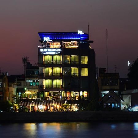 Baan Wanglang Riverside, Bangkok Exterior photo